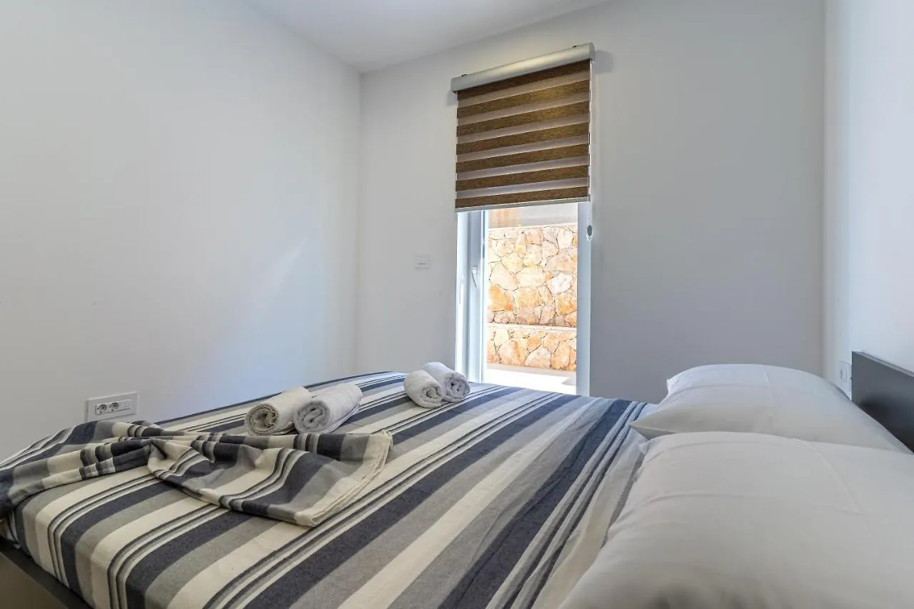 Island Paradise Cres Hırvatistan